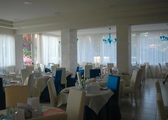 מלון Turquoise 3*